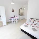 Kapetan - Two Bedroom With Terrace * Sukošan