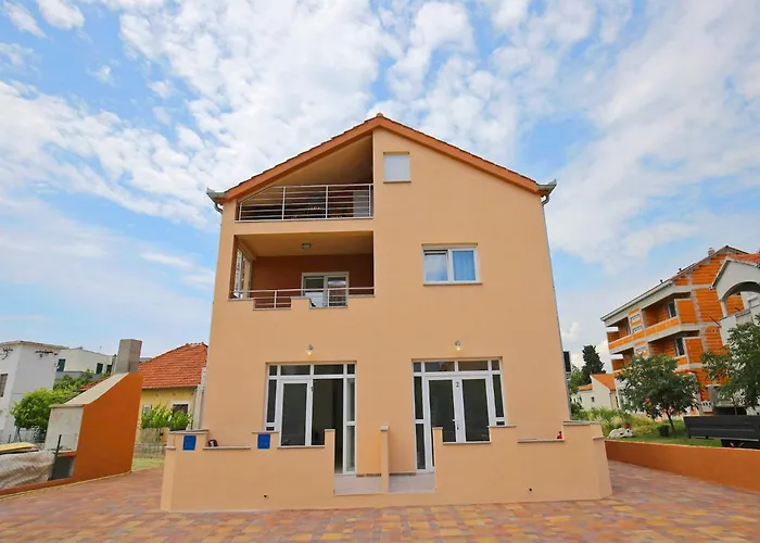 Kapetan - Two Bedroom With Terrace *