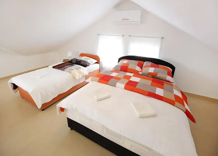 Appartement Kapetan - Two Bedroom With Terrace Sukošan