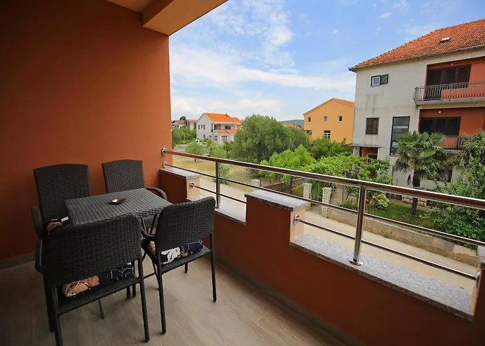 Kapetan - Two Bedroom With Terrace
