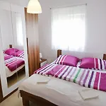 Apartmán Kapetan - Two Bedroom With Terrace *