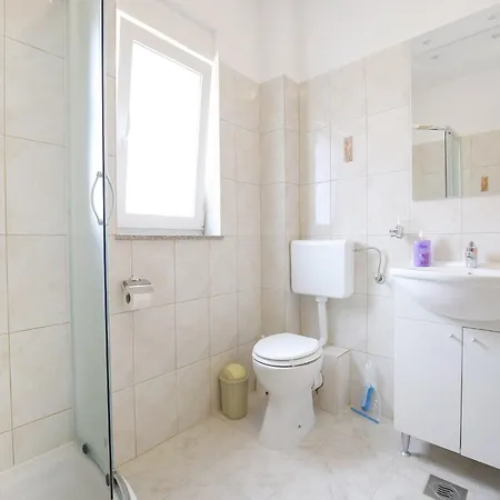 Apartman Kapetan - Two Bedroom With Terrace *
