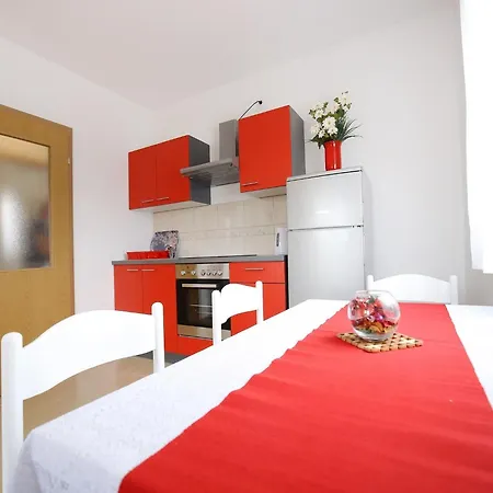 Kapetan - Two Bedroom With Terrace Sukosan
