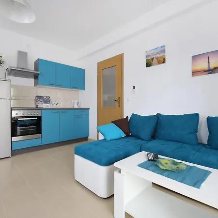 Apartman Kapetan - Two Bedroom With Terrace