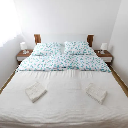 Apartment Kapetan - Two Bedroom With Terrace Sukosan