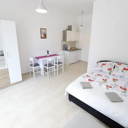 Kapetan - Two Bedroom With Terrace * Sukošan