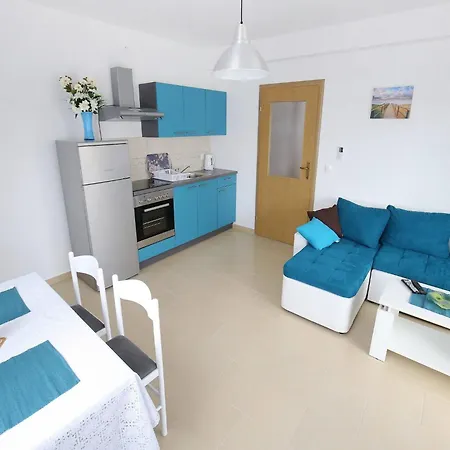 Apartman Kapetan - Two Bedroom With Terrace *
