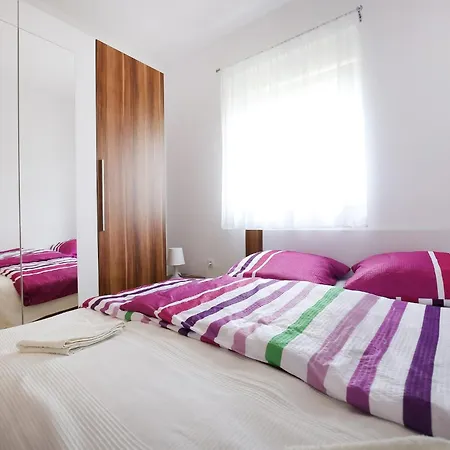 Kapetan - Two Bedroom With Terrace Sukosan