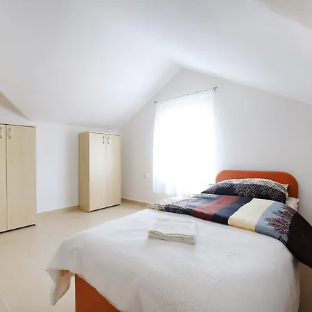 Kapetan - Two Bedroom With Terrace