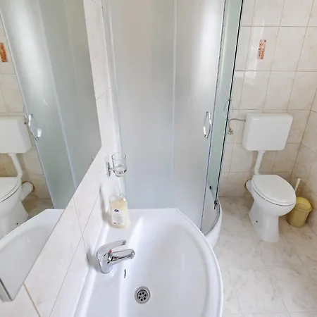 Kapetan - Two Bedroom With Terrace Apartment Sukosan