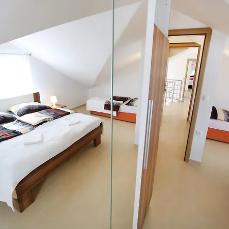 Kapetan - Two Bedroom With Terrace Apartment