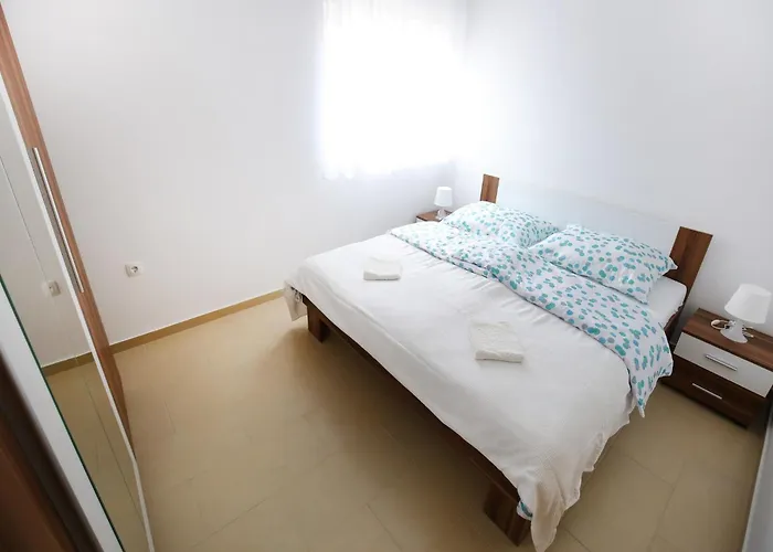 Kapetan - Two Bedroom With Terrace