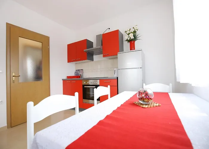 Kapetan - Two Bedroom With Terrace Sukošan