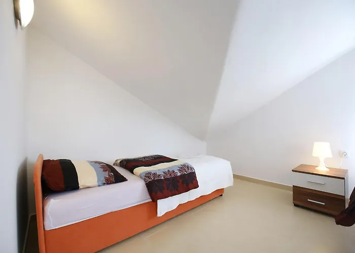 Kapetan - Two Bedroom With Terrace * Sukošan