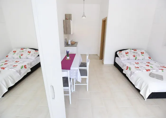 Kapetan - Two Bedroom With Terrace Apartamento *