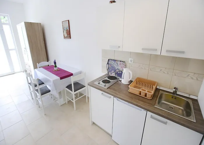 Apartamento Kapetan - Two Bedroom With Terrace Sukošan
