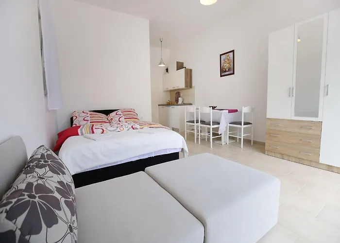 Kapetan - Two Bedroom With Terrace Apartamento *